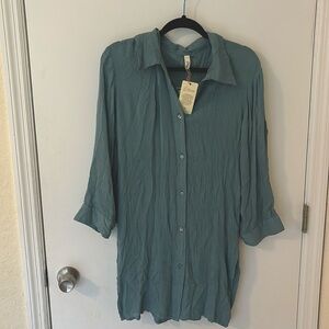 Elan Jade button down long sleeve